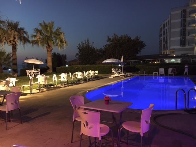 Art Beach Hotel Guzelcamlı Exteriör bild